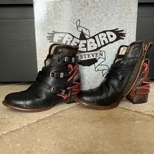 Freebird by Steven Crue Ankle Boots - Size 7